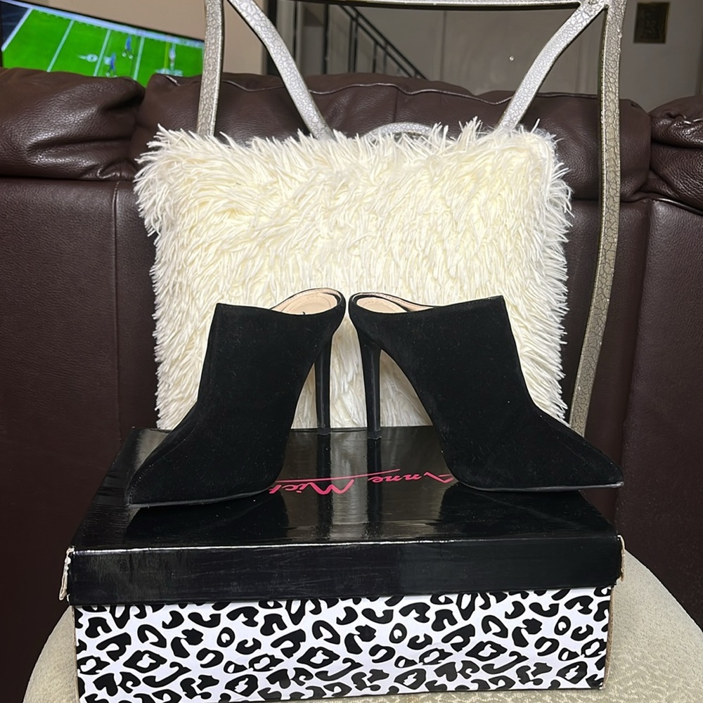 Pointy toe mules - Picture 4 of 5